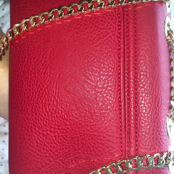 Belle of the Ball red crossbody - Picture 5 of 7